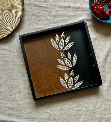 Aarna Tray Medium